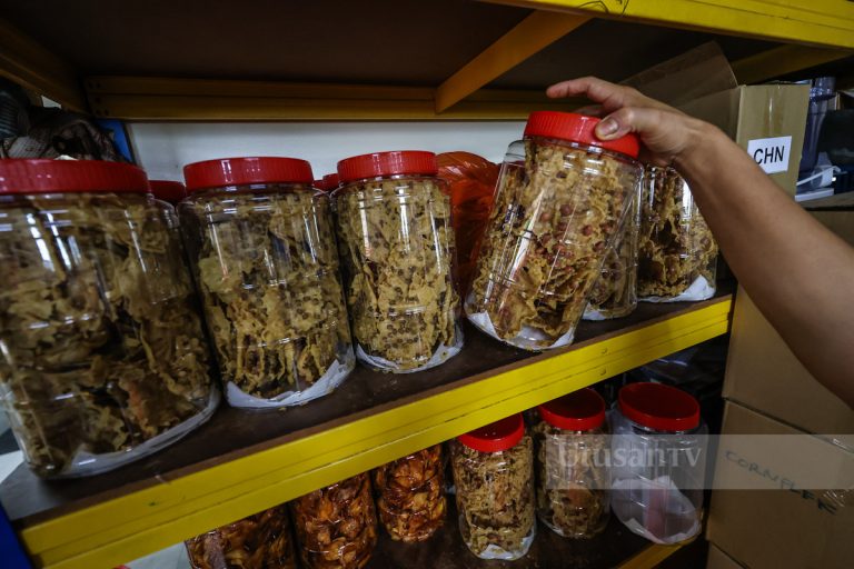 Aidilfitri dalam tekanan ekonomi: Masa untuk berjimat, bukan bermegah