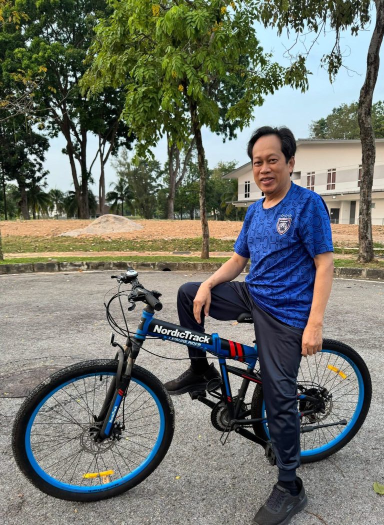 Berbasikal antara cadangan Ahmad Maslan tangani masalah kenaikan harga petrol, diesel
