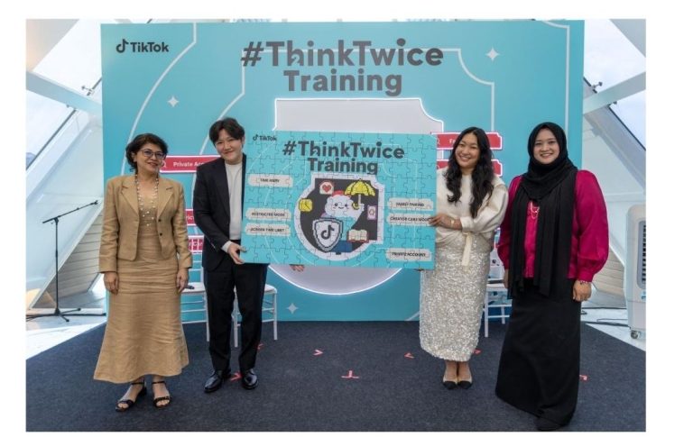 #ThinkTwice Training anjuran TikTok perkasa ibu bapa dalam kesejahteraan digital remaja