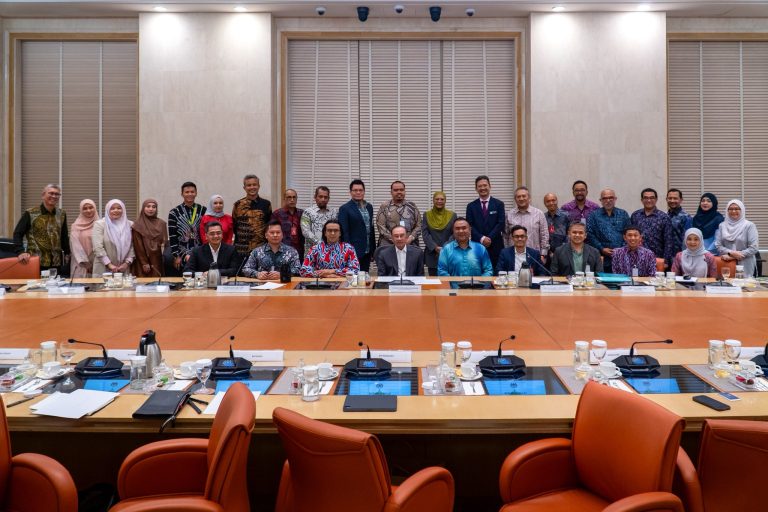 Pelaburan BCIC ditingkatkan sehingga RM2 bilion bagi lahirkan Jaguh Bumiputera dalam ekonomi – PM