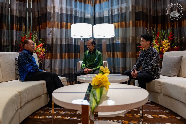 Malaysia, Brunei iltizam kukuh hubungan depani cabaran global