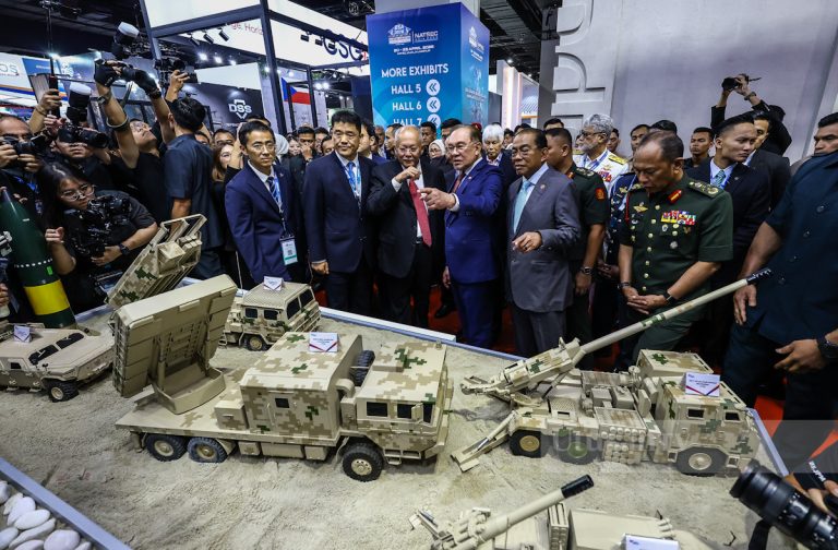 Dunia tidak semestinya diatur oleh golongan siuman – PM