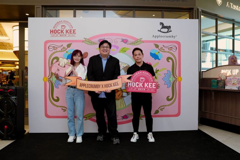 Kolaborasi Applecrumby dan Hock Kee Kopitiam lancar kempen rai Hari Ibu