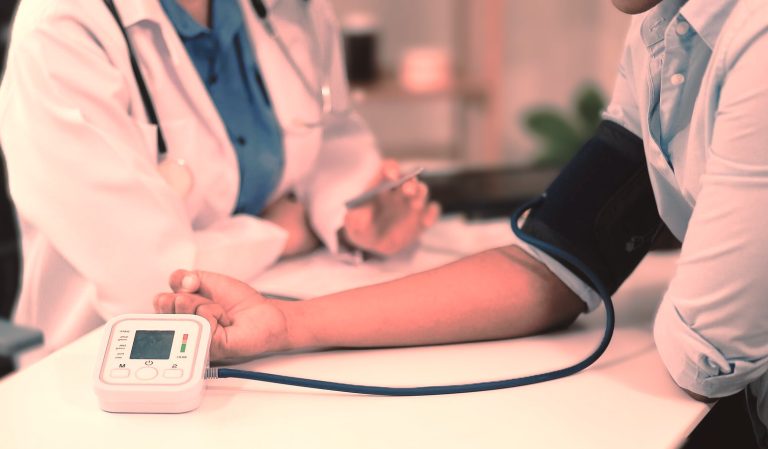 Tekanan senyap kepada risiko sistemik, kawalan hipertensi teras kesihatan Kardio-Renal-Metabolik