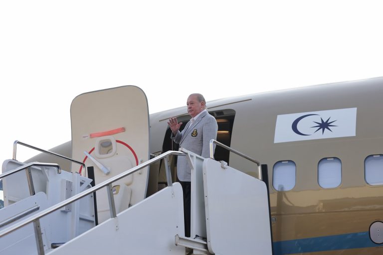 Agong berangkat ke Moscow atas jemputan khas Kerajaan Rusia