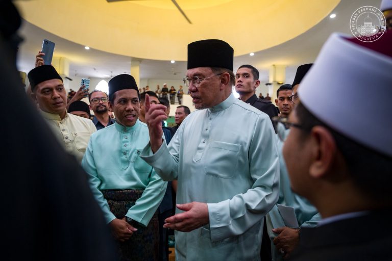 Krisis Negeri Sembilan: Semua pihak perlu ikut jalur hukum yang sah – PM