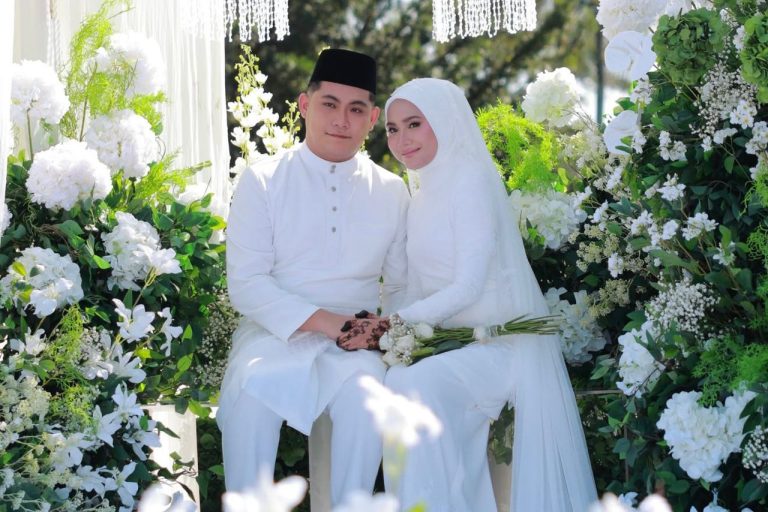 Dengan sekali lafaz, Didi Astillah sah bergelar isteri kepada Diniey