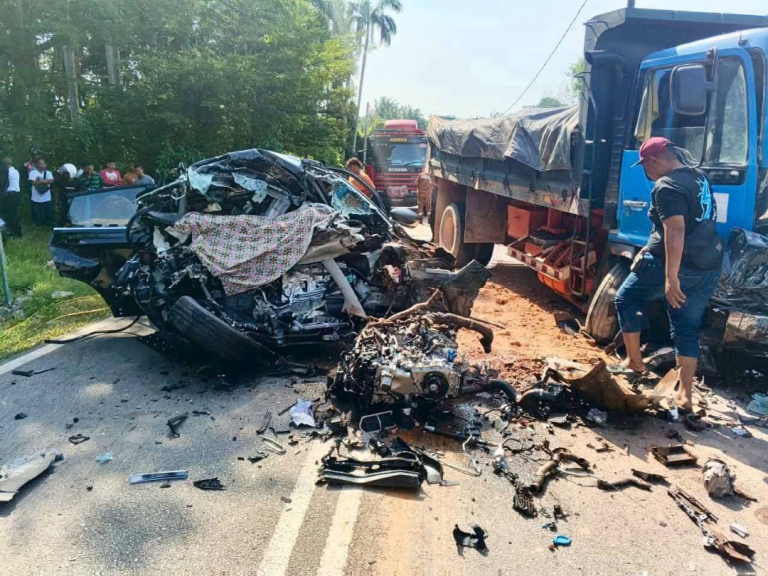 6 termasuk bayi maut dalam kemalangan dengan lori muatan tanah di Sungai Petani